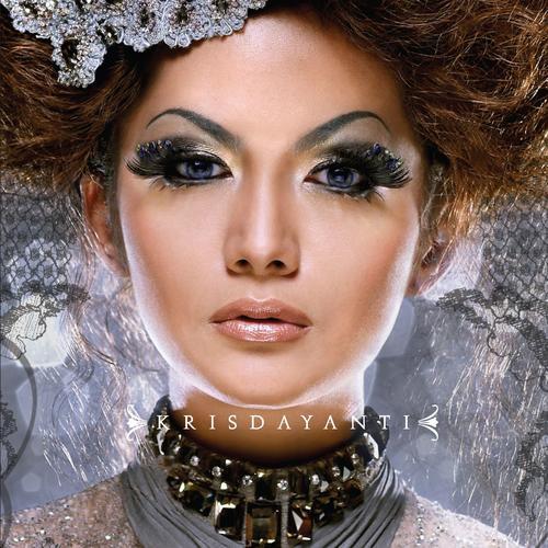 'एक पेड़ मां के नाम' पर विश्वविद्यालय के अधिकारियों एवं शिक्षकों  ने  किया वृक्षारोपण